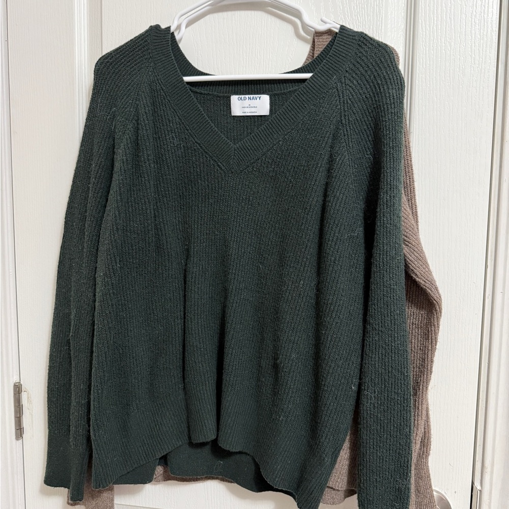 Old Navy Green V-Neck Sweater Relaxed Fit Knit
